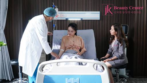 Với sứ mệnh “đồng hành cùng sức khoẻ người Việt”, JK Beauty Center luôn hướng đến “tận tâm vì sức khoẻ của người Việt”