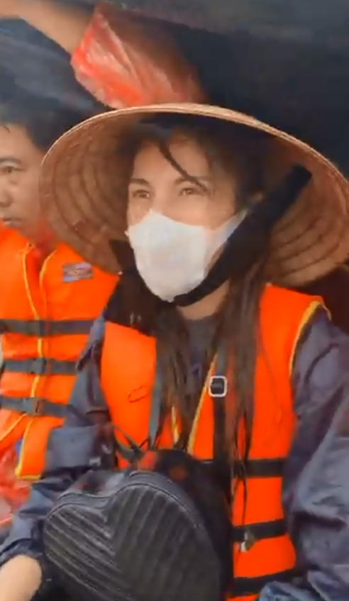 thuy-tien-giua-nuoc-lu 1