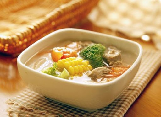 Canh rau củ thịt bò tốt cho sức khỏe mẹ bầu