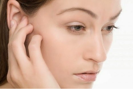 Tai trái ngứa dấu hiệu gặp may mắn