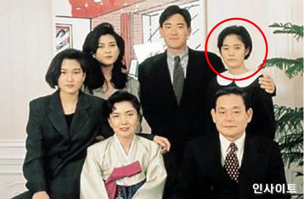  Lee Huyn Young từng là công chúa được cưng chiều trong gia tộc