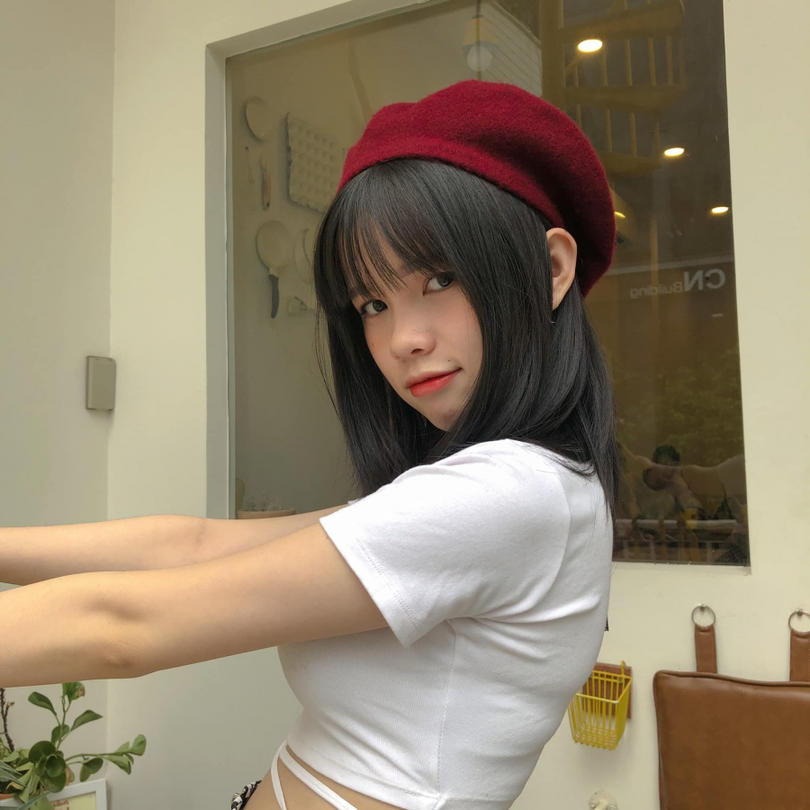 Minxy là một trong những thành viên chủ lực của SGO48, cô nàng đã từng tham gia nhiều chương trình như Bữa trưa vui vẻ, 100 giây rực rỡ...