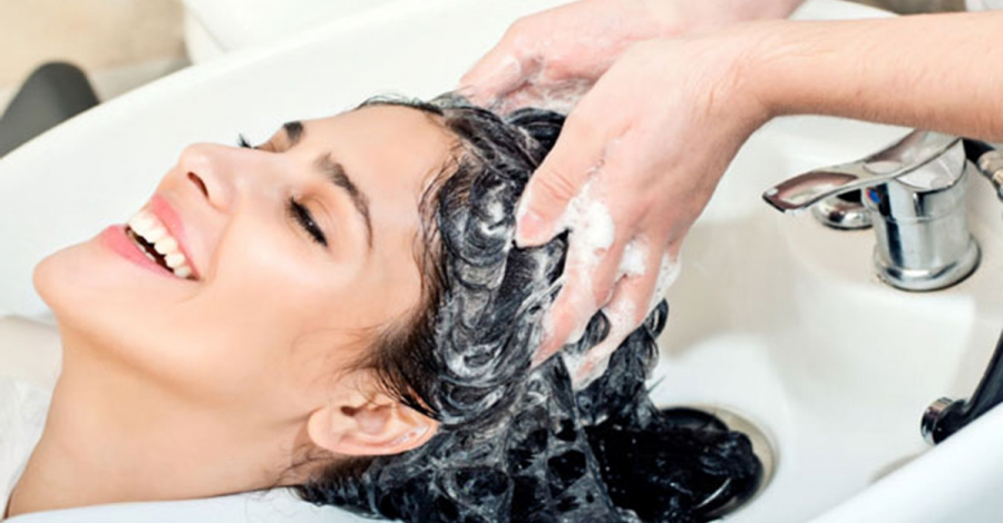Không gội đầu sau 10 giờ tối