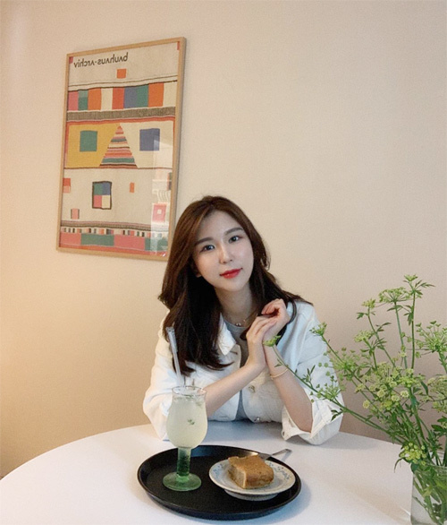 Food blogger người Hàn Beni.