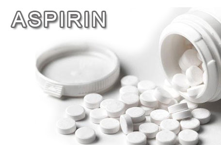 Aspirin có thành phần là một loại acid yếu nên có thể loại bỏ các vết bẩn trên quần áo.