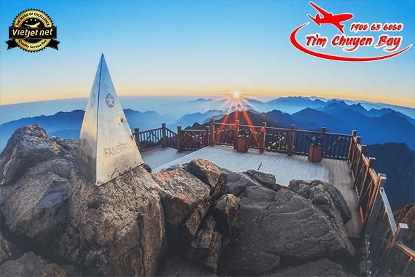 Săn mây trên đỉnh Fansipan tháng 11