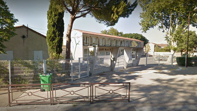 Trường Tiểu học Trillade ở Avignon.
