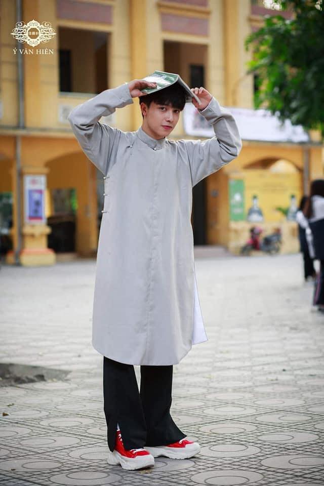 nam_sinh_mac_ao_dai2