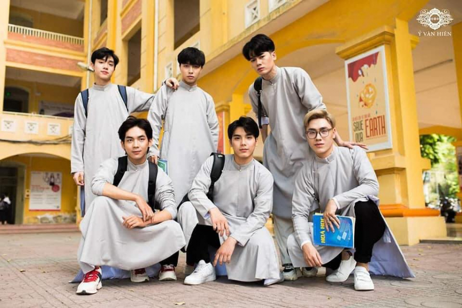 nam_sinh_mac_ao_dai7