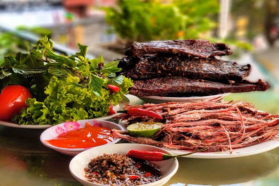 Thịt trâu không phải ai cũng ăn được