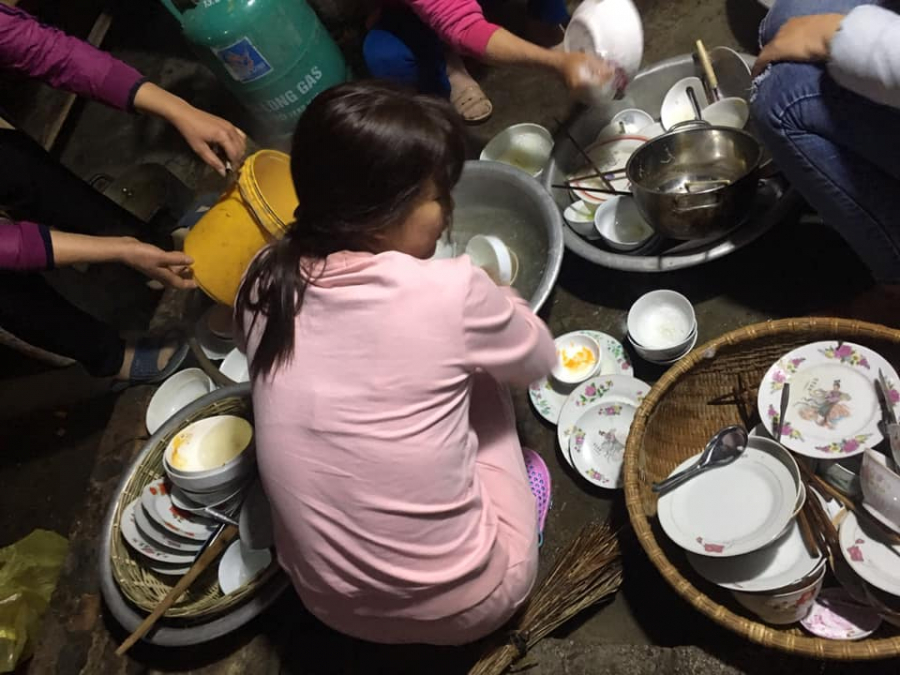Và, đây nữa...