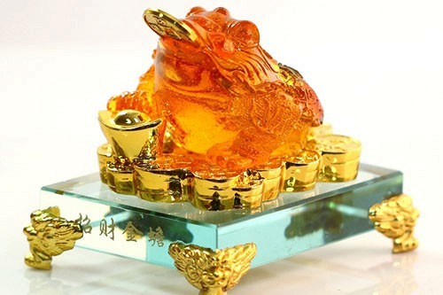Cóc ngậm vàng hút tài lộc