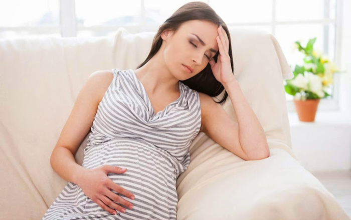 Mẹ bầu mang đa thai nên chọn phương pháp sinh mổ sẽ an toàn hơn