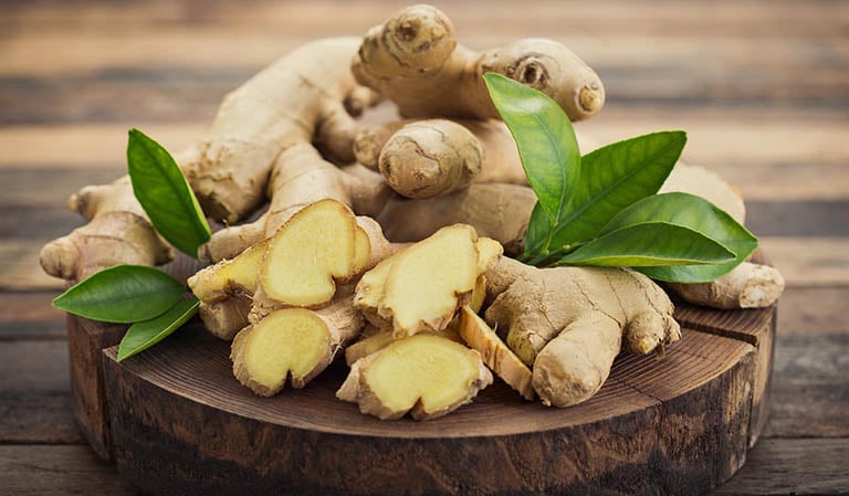 Gừng giúp khử mùi hôi chân tốt