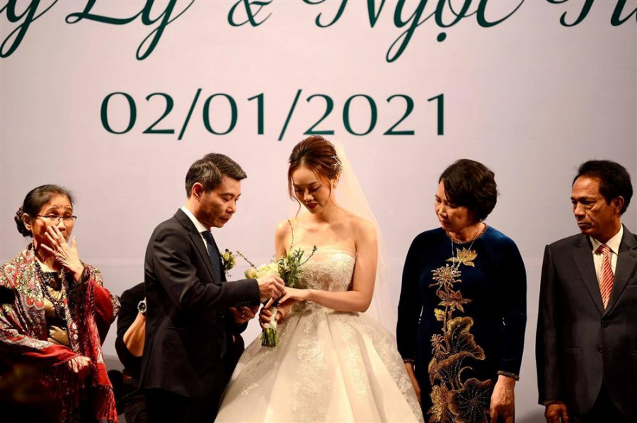 cong-ly 2