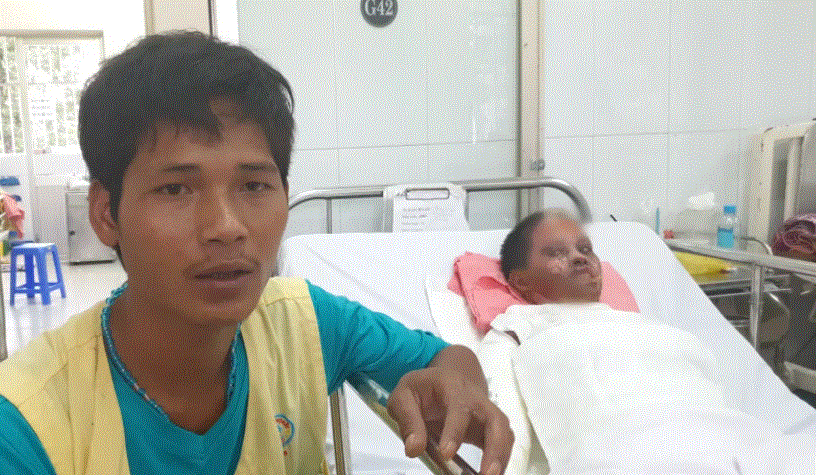 Anh K'Đông kể lại vụ việc (Ảnh: Pháp luật& bạn đọc)
