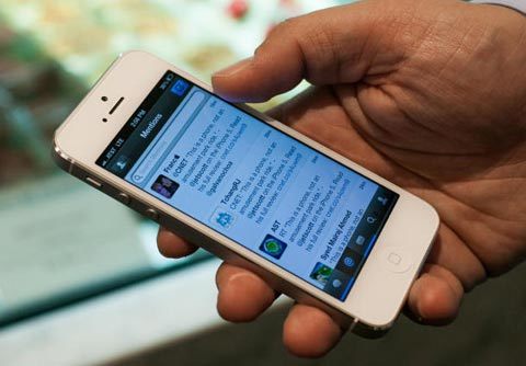 20140103140933-smartphone