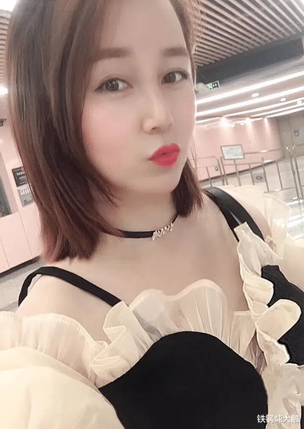 Nhan sắc gái xinh mà anh chàng được chiêm ngưỡng qua mạng
