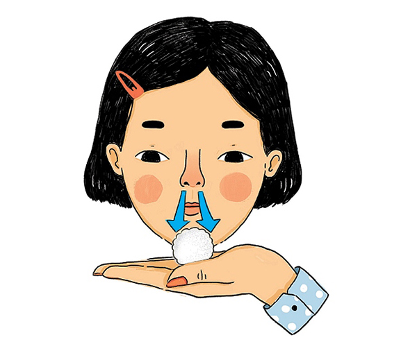 Nhìn màu nước mũi đoan bệnh cho trẻ