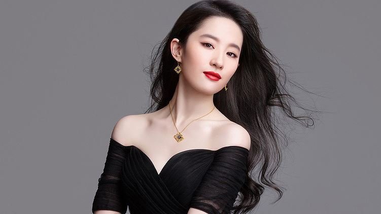 Tướng cổ người phụ nữ phát tài