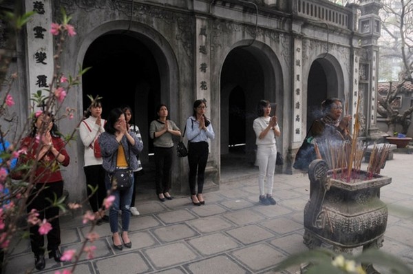 Chùa Hà là địa điểm được giới trẻ truyền tai nhau đến cầu duyên (Ảnh Internet)