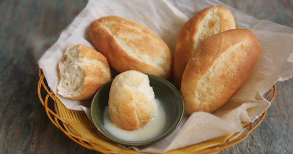 banh-mi-cham-sua-01