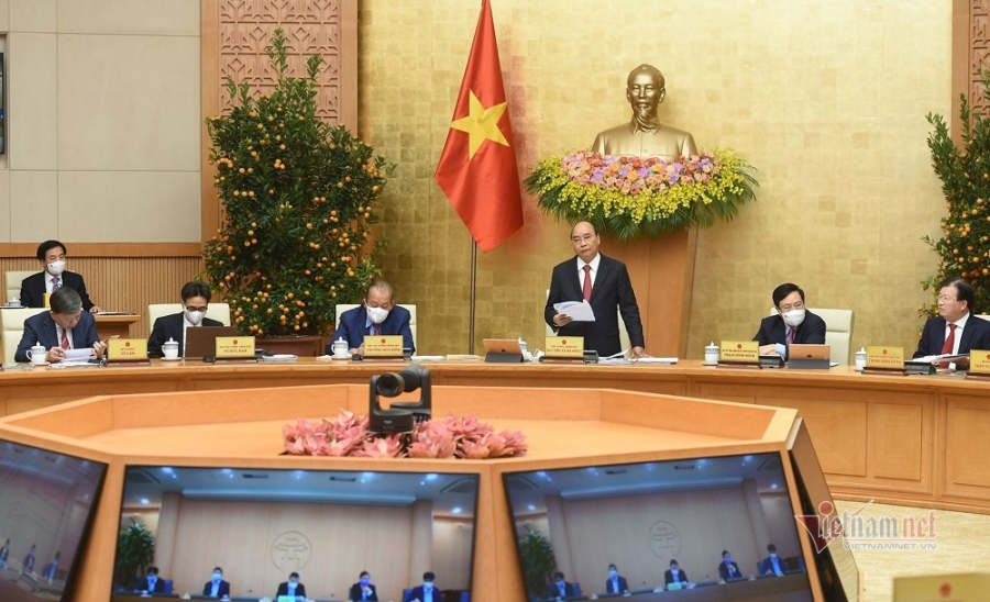 Thủ tướng yêu cầu Bộ Y tế tiêm vắc xin ngừa Covid-19 cho người dân từ tuần này (Ảnh: Vietnamnet)