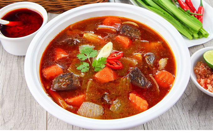 Món bò kho thơm ngon