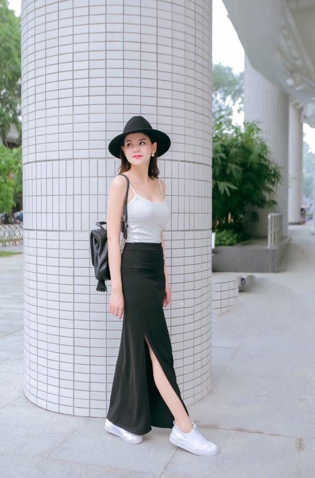 Cách phối đồ với tank top mùa Hè chuẩn nàng IT girl sành điệu 11 Empty