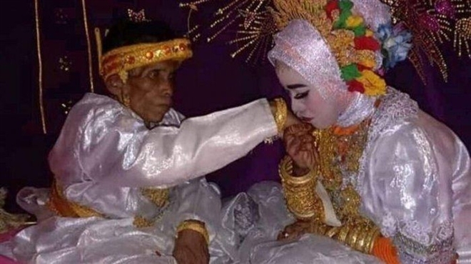 Ira rất hài lòng với chồng mình (Ảnh: Đất Việt)
