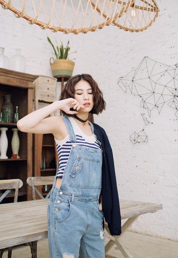 Muôn vàn cách mix áo hở eo sành điệu chẳng lo hớ hênh ngay cả khi đi dạo phố