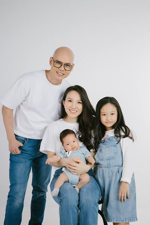 Gia đình nhỏ của Phan Đinh Tùng.