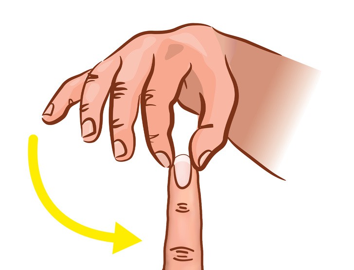 Nếu khi bóp nhẹ vào đầu các ngón tay mà cảm thấy đau, đó là dấu hiệu nội tạng của bạn đang gặp vấn đề