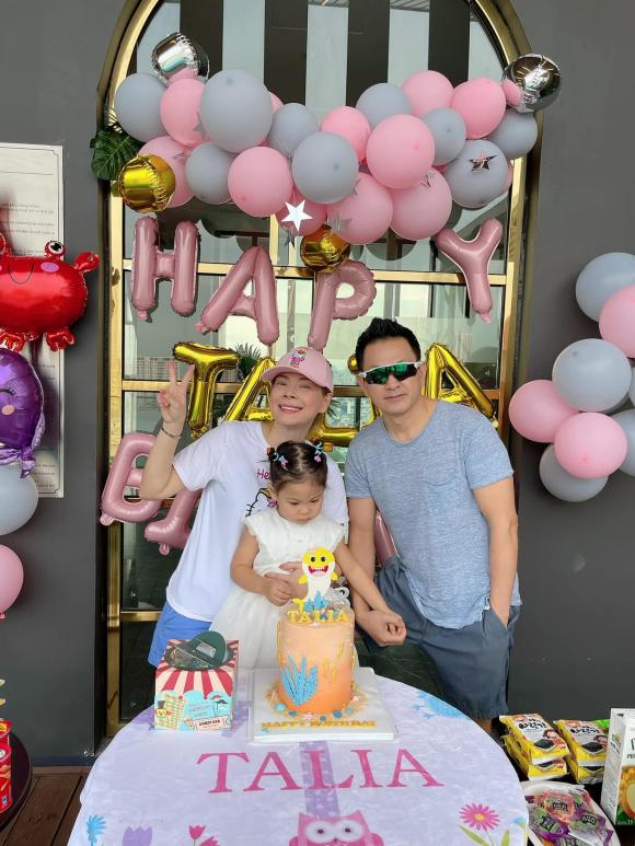 Thanh Thảo tổ chức sinh nhật giản dị cho con gái 3 tuổi tại nhà trong mùa  dịch tiết lộ cả gia đình sắp về lại Mỹ