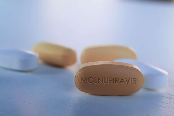 Thuốc Molnupinavir được kỳ vọng sẽ dập tắt đại dịch Covid-19 (Ảnh:  Vietnamnet)
