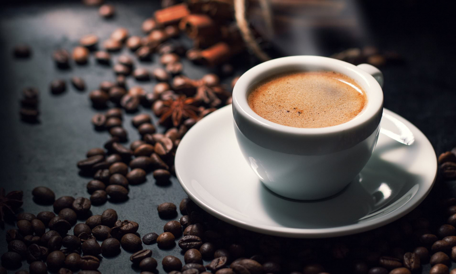 Uống nhiều cà phê gây hại tim mạch