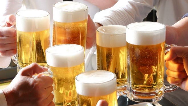 Uống nhiều rượu bia hại sức khỏe