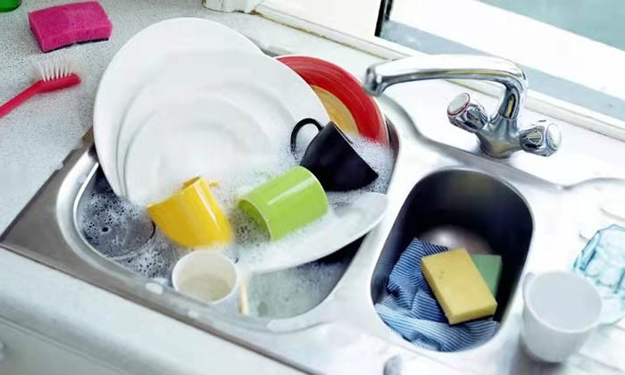 Rửa bát sai cách có thể gây bệnh cho cả gia đình