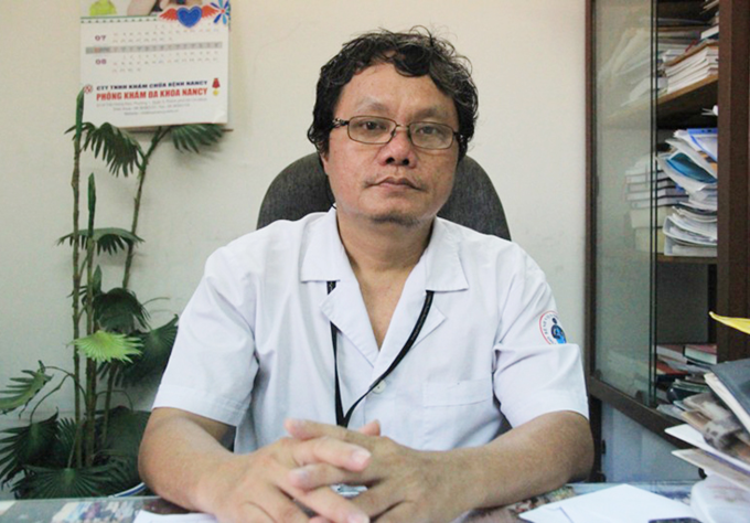 Bác sĩ Trương Hữu Khanh, nguyên Trưởng khoa Nhiễm - Thần kinh, Bệnh viện Nhi đồng 1, TP HCM. Ảnh: Bệnh viện Nhi đồng 1