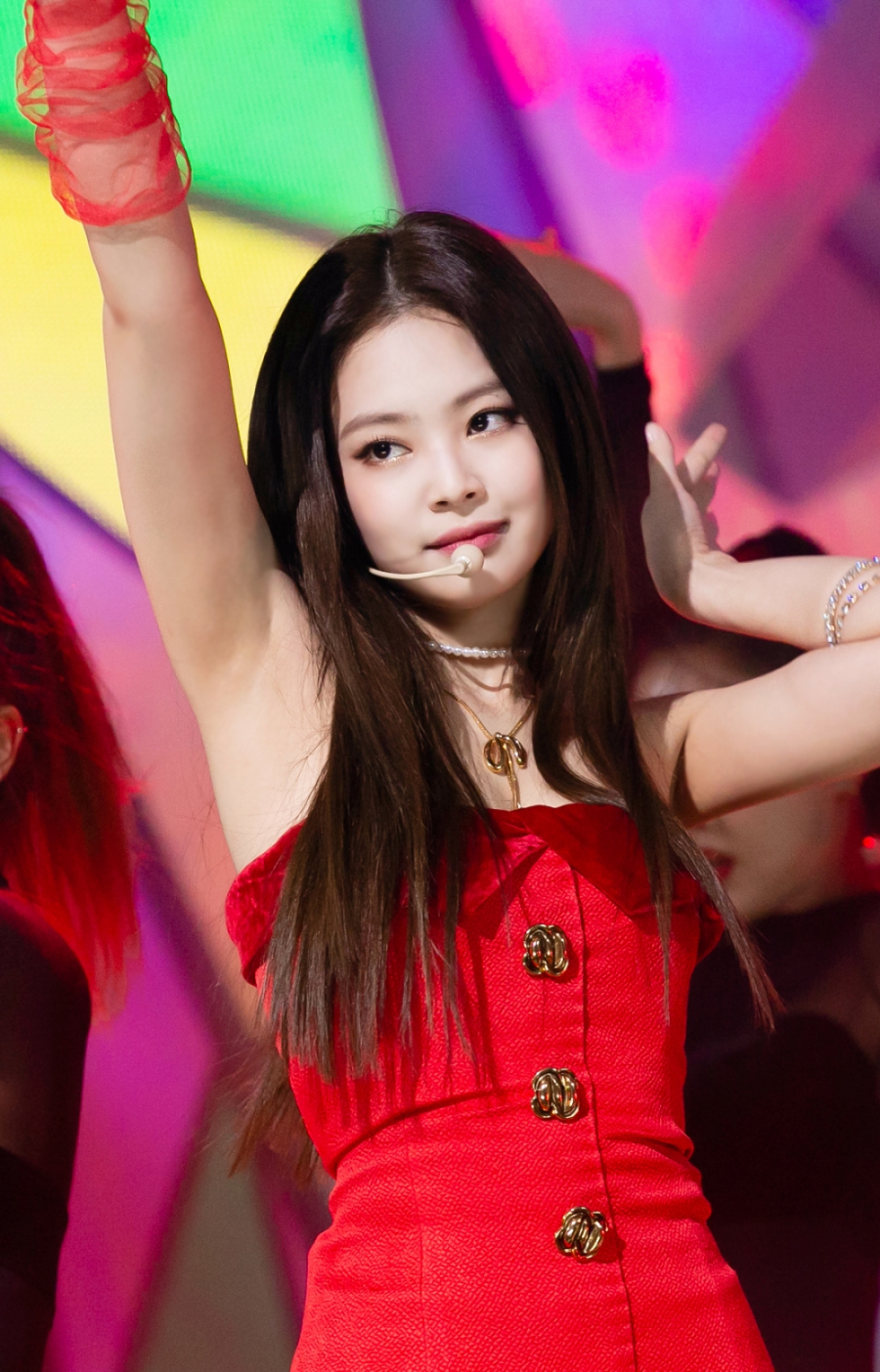 181125-sbs-inkigayo-pd-note-jennie-solo-official-hq-no-logo-8-16321090840712032626035