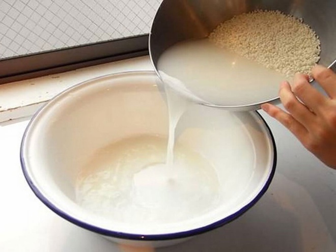 Vo gạo trút bỏ nước là dại, làm theo cách này bạn sẽ thấy lợi ích bất ngờ