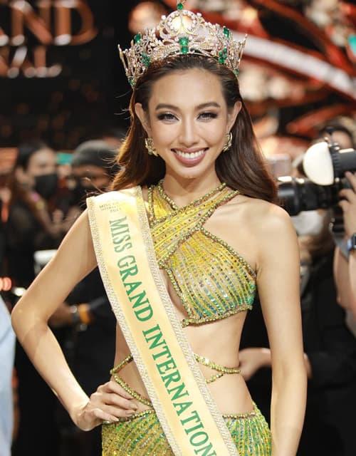 Hoa hậu Thùy Tiên lần đầu lên tiếng về đoạn clip xé giấy nợ gây xôn xao dư luận