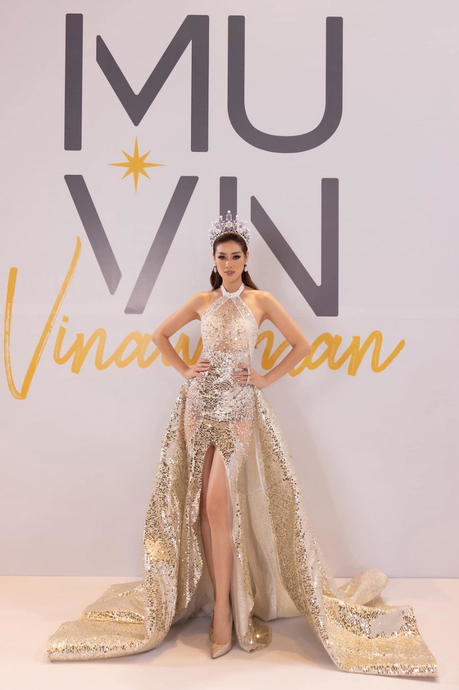 Ngẩn ngơ ngắm trang phục dạ hội lấy ý tưởng độc đáo của Thùy Tiên tại chung  kết Miss International 2018 – Topsao