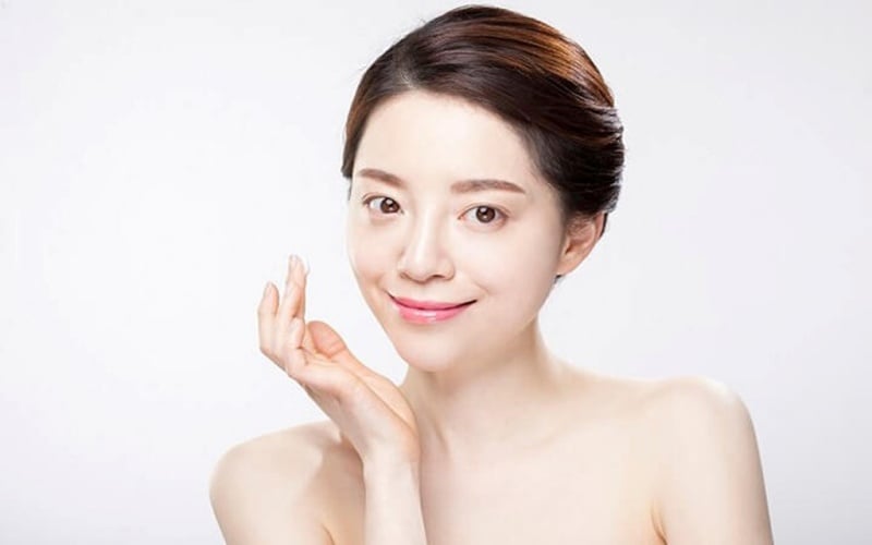 Muốn da trẻ đẹp, căng mọng phụ nữ ngoài 30 cần chăm sóc và bảo vệ da theo chu trình chăm sóc da riêng biệt.