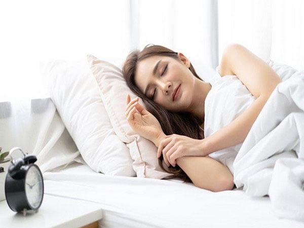 Cách ngủ 5 phút bằng 6 giờ: Cho dù ngủ ít cũng không bị buồn ngủ