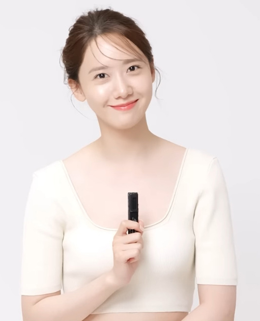 Yoona_for_Marie_Claire_Korea_on_29062022_(3)