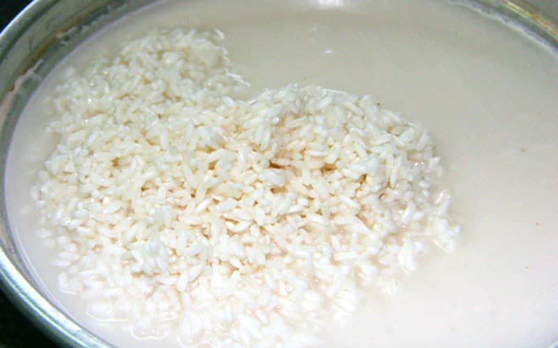 Thêm vài hạt muối khi vo gạo đem lại lợi ích tuyệt vời, ai cũng muốn học theo