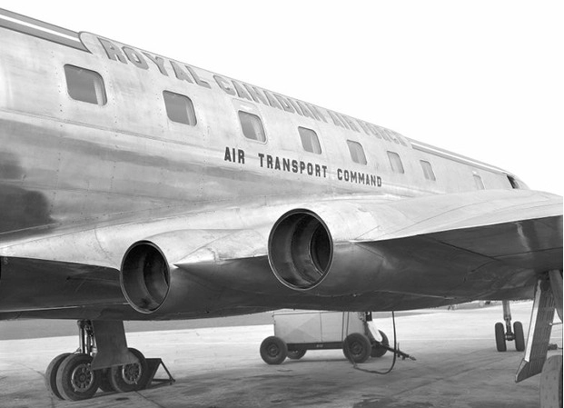 Dưới áp lực liên tục, 4 góc của cửa sổ ở trên máy bay đã biến thành những thảm kịch kinh hoàng ở trong những năm đầu mà ngành công nghiệp hàng không chính thức ra đời  