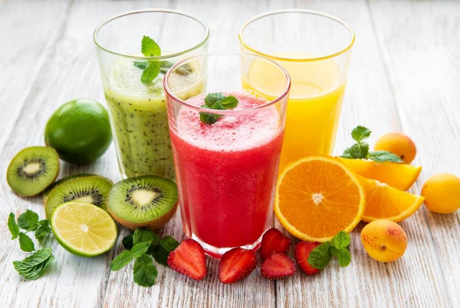 healthy-fruit-smoothies-min-1024x687