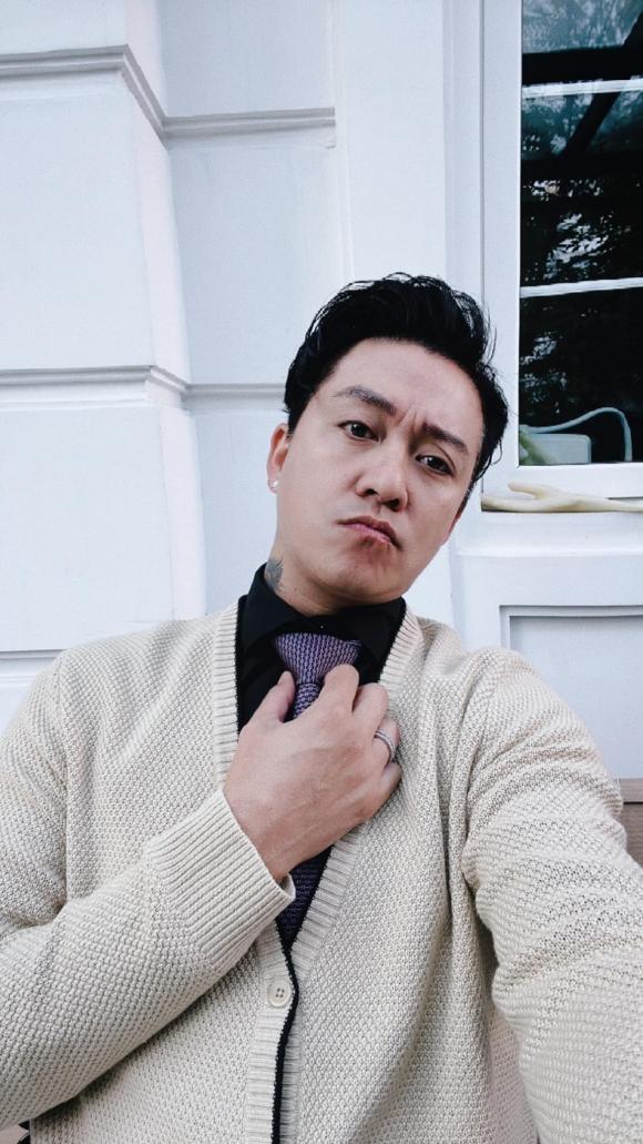 tuan-hung-bi-che-9-ngoisaovn-w1152-h2048